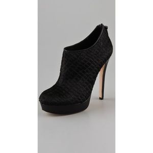 House of Harlow Natalia Bootie size 40